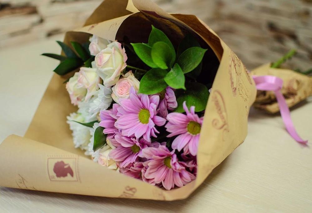 Букет цветов из: Розы и Хризантемы в Кусье-Александровский