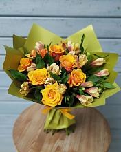 Букет цветов из:  Альстромерии и Розы в Кусье-Александровский