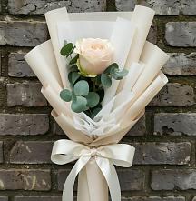 Букет цветов из:  Розы в Кусье-Александровский