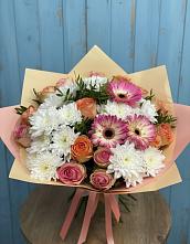 Букет цветов из:  Розы, Герберы и Хризантемы в Кусье-Александровский