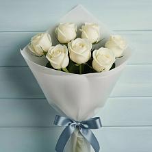 Букет 7 Белых роз Эдлесс Лав в Кусье-Александровский