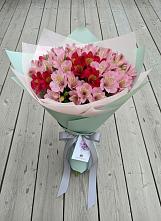 Букет цветов из:  Альстромерии в Кусье-Александровский