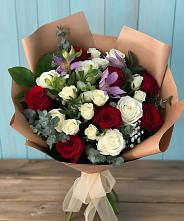 Букет цветов из:  Розы и Альстромерии в Кусье-Александровский