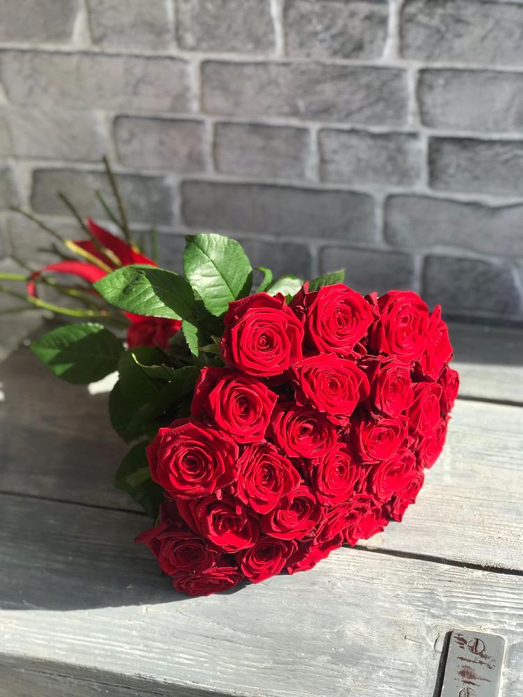 Букет Красные розы Фридом в Кусье-Александровский
