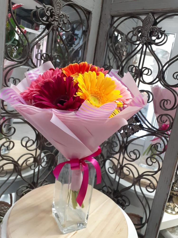 Букет цветов из: Герберы в Кусье-Александровский