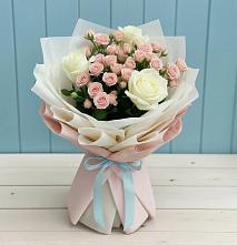 Букет цветов из:  Розы в Кусье-Александровский