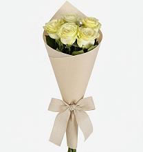 Букет цветов из:  Розы в Кусье-Александровский