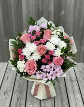 Букет цветов из:  Альстромерии, Гвоздики, Розы и Хризантемы #REPLACE_PRED# Кусье-Александровский
