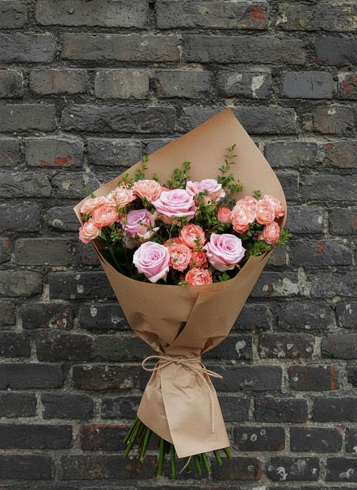 Букет цветов из: Розы в Кусье-Александровский