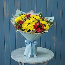 Букет цветов из:  Альстромерии и Хризантемы в Кусье-Александровский