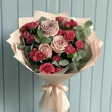 Букет цветов из:  Гвоздики и Розы в Кусье-Александровский