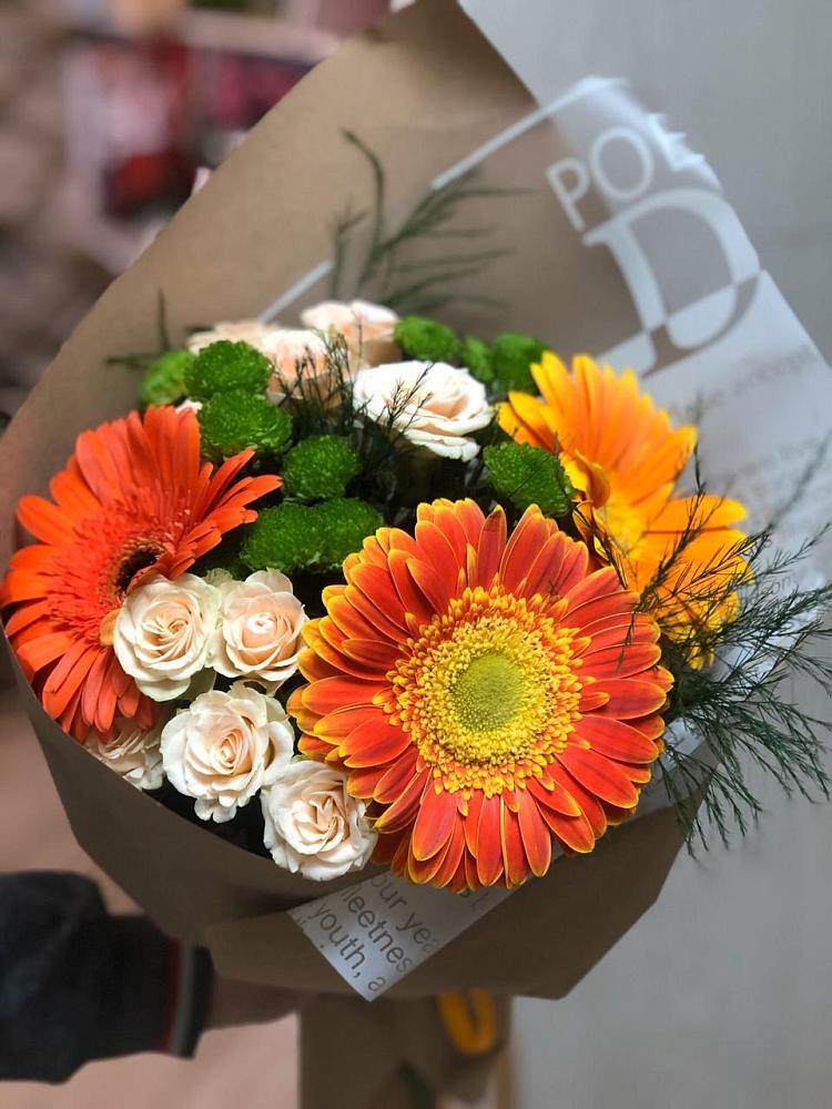 Букет цветов из: Герберы, Хризантемы и Розы в Кусье-Александровский