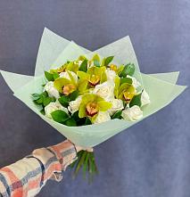 Букет цветов из:  Орхидеи и Розы в Кусье-Александровский