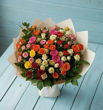 Букет Микс из разноцветных кустовых роз в Кусье-Александровский
