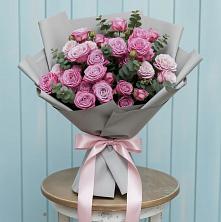Букет цветов из:  Розы в Кусье-Александровский